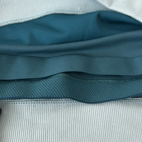 Women’s 2XL Bra/Tank - Picture 3 of 6